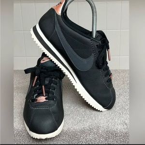 Nike Cortez tennis shoes